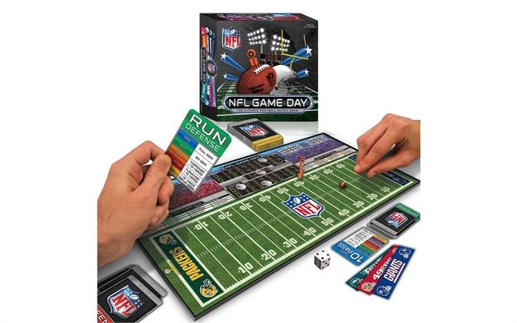 Officially Licensed NFL Game Day Board Game NFL GAMEDAY BOARDGAME 